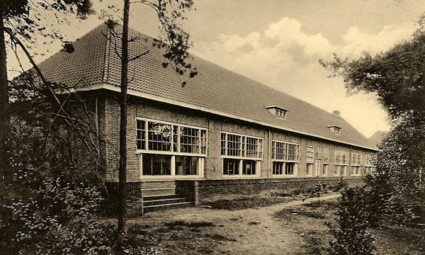 achterzijde schoolgebouw 1936